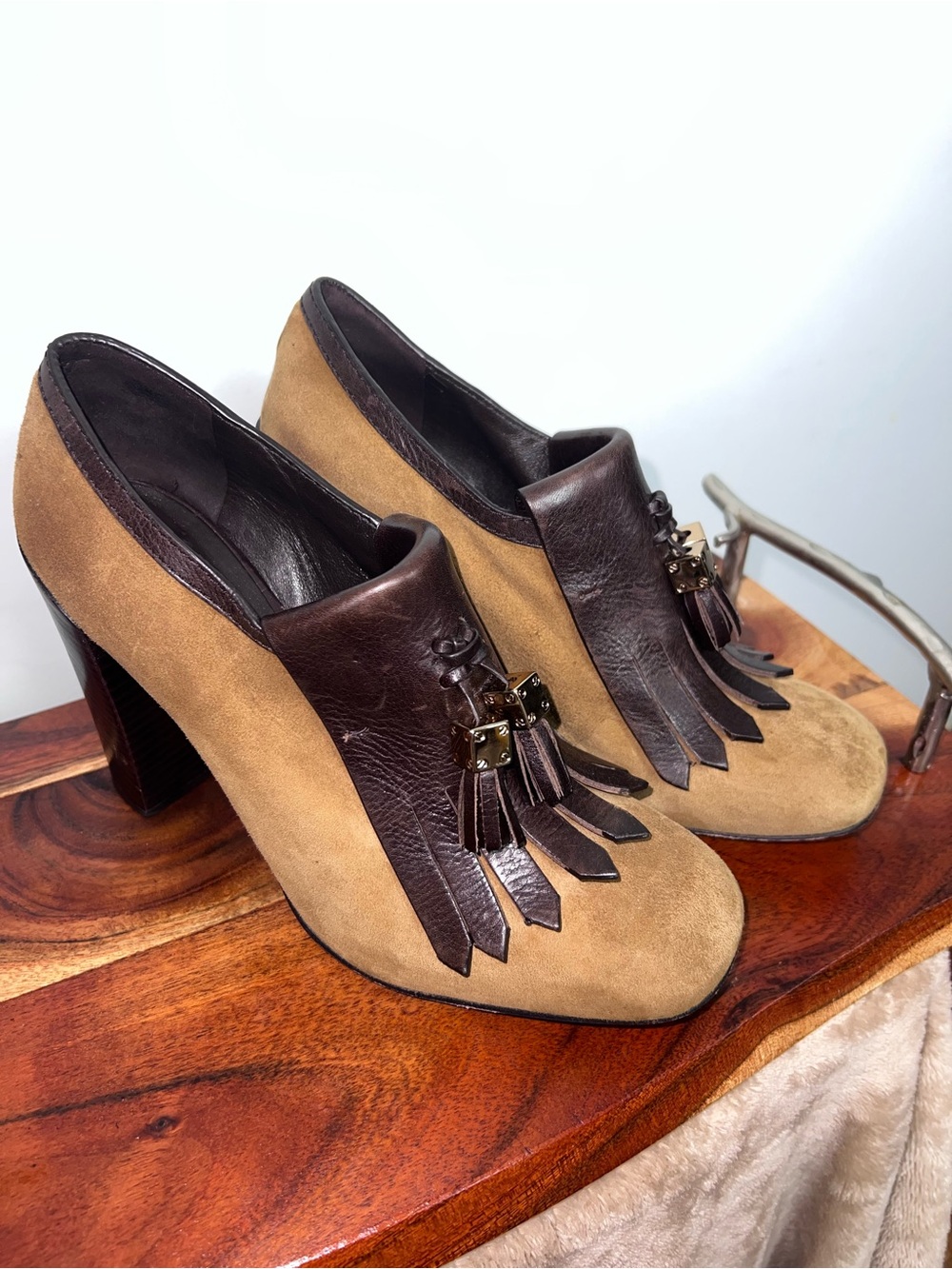 Tory Burch Arelia Kiltie Pumps 10.5 M Tan Brown Suede Leather Tassel Heels
